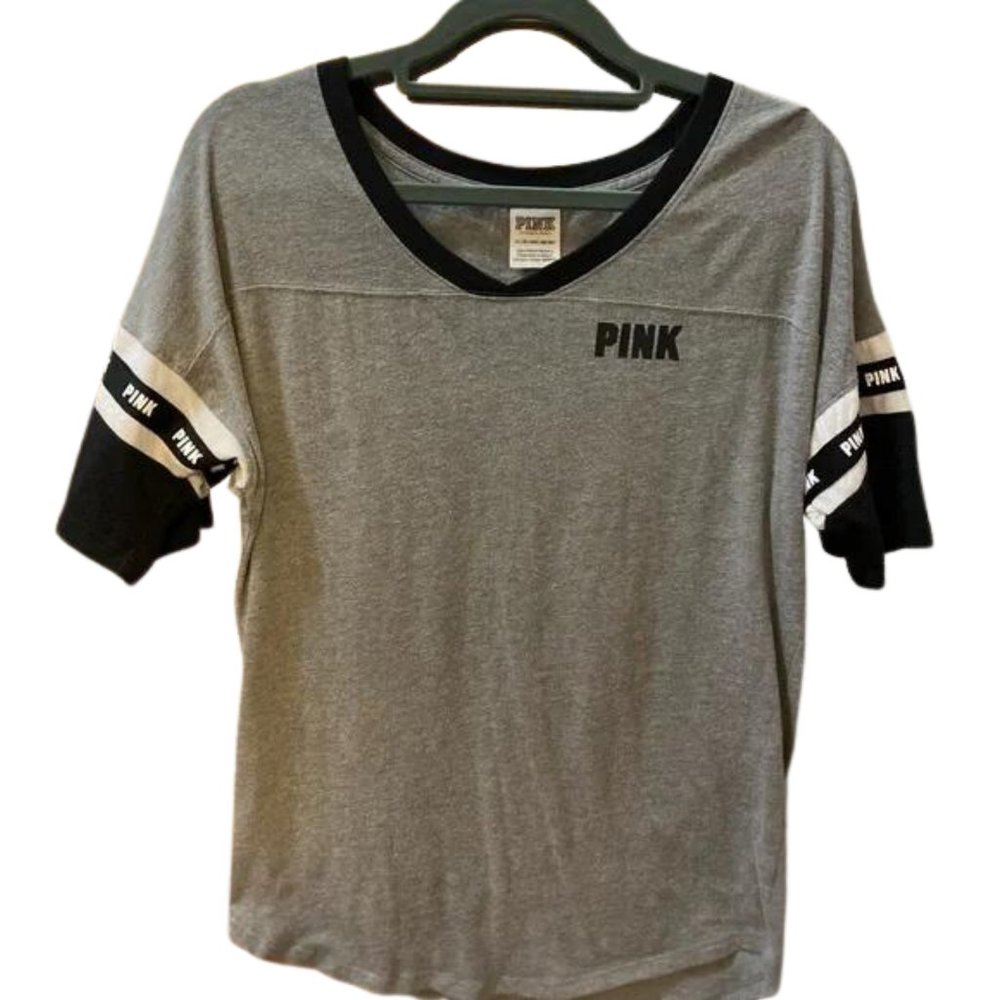 Victoria’s Secret PINK lightweight, gray and black T-shirt women’s extra small